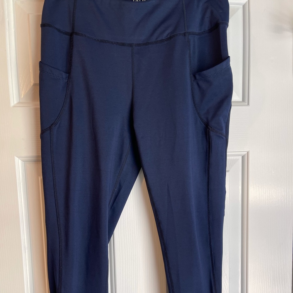 JadelynnBrooke leggings